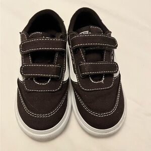 Brown toddler vans with lilac flower detail